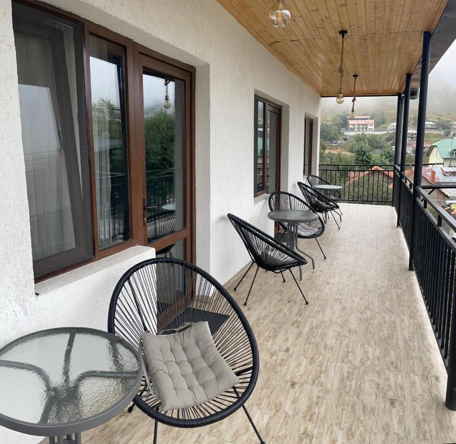 Paradise Inn Kazbegi ภายนอก รูปภาพ